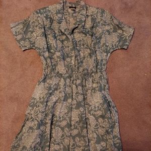 Women's vintage dress size 18